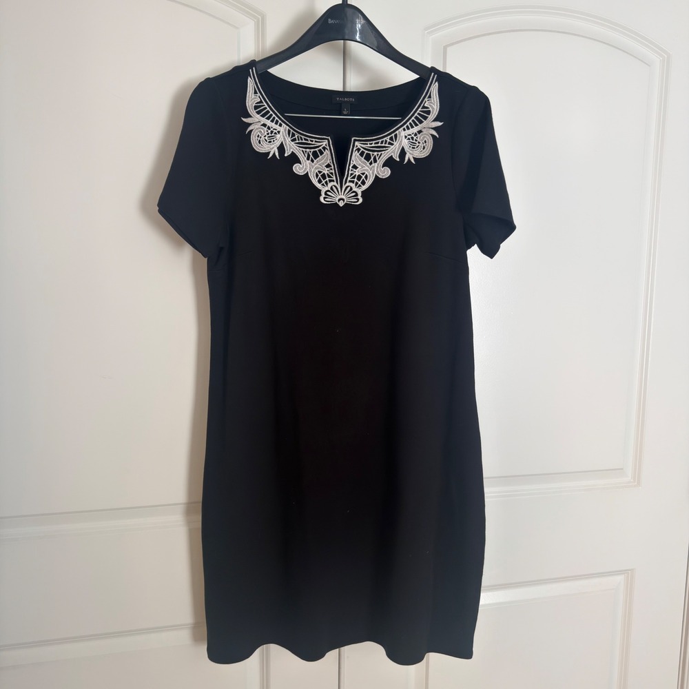 Talbots Womens Black Short Sleeve Embroidered Neckline Shift Dress Size Large